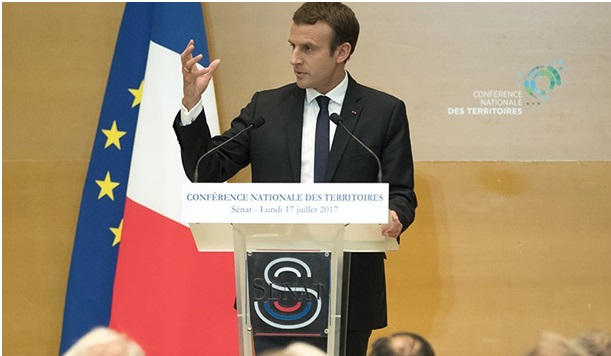 emmanuel-macron-conferences-territoires
