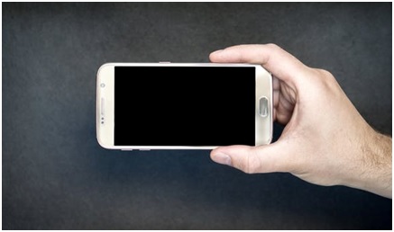 Smartphone : Les usages et les équipements des Français