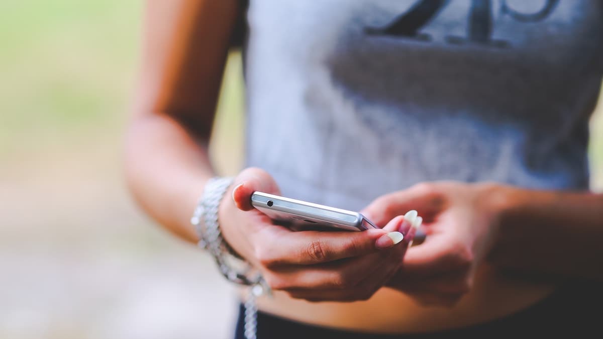 Duel de forfaits mobile sans engagement avec 70Go à moins de 8€ !