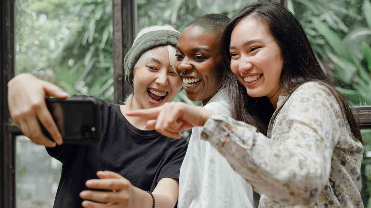 Prixtel VS YouPrice : Face à face des forfaits illimités et ajustables avec 110 Go de WEB sur réseau Orange ou SFR