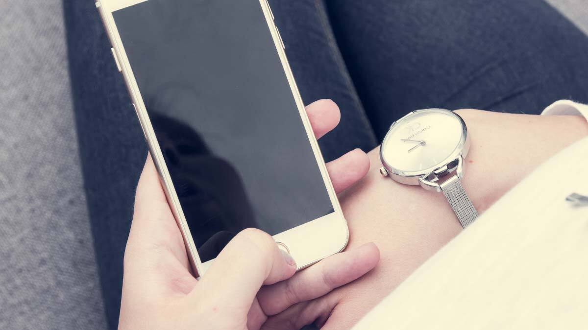 Découvrez les forfaits mobile pas chers disponibles sur le réseau Orange avec Sosh, Youprice, Lebara et Orange !