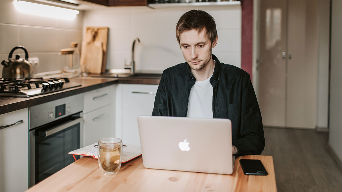 Boîte Sosh vs RED Box : quelle box internet sans engagement choisir ?