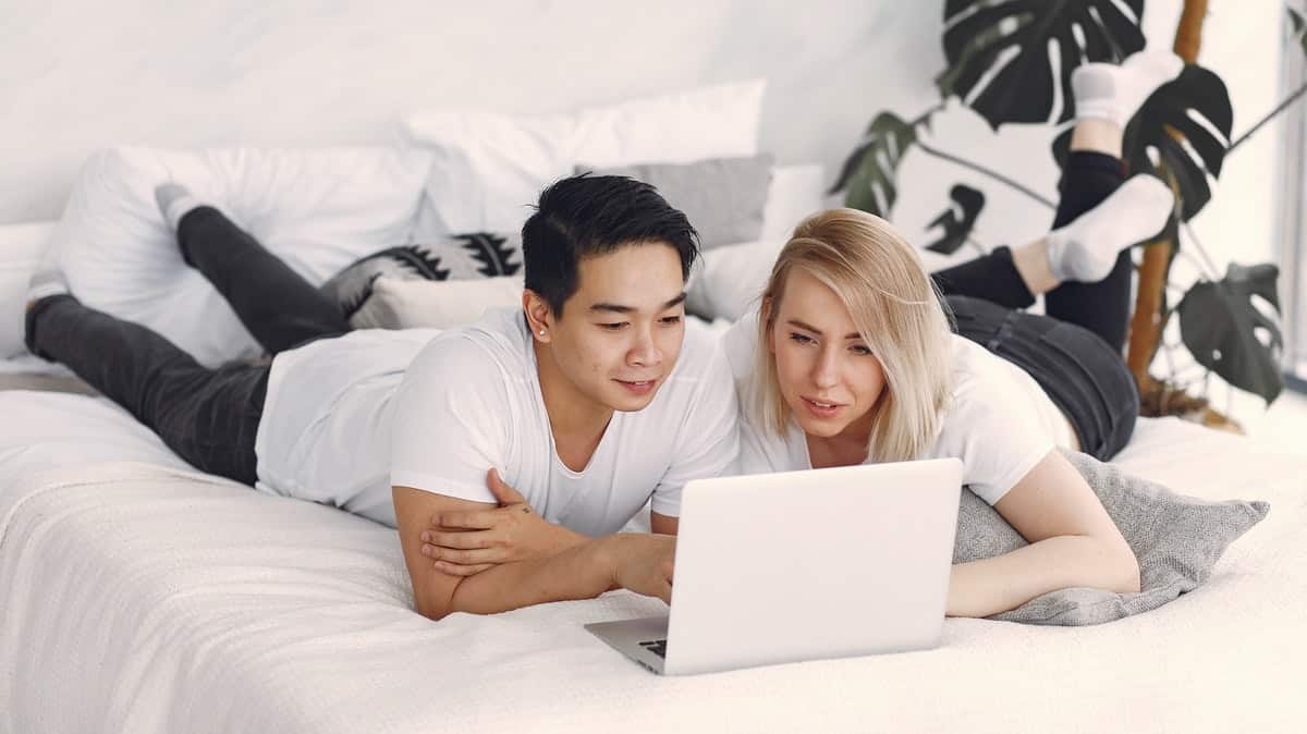 La Boîte Sosh face à la Freebox Mini 4K : Laquelle de ces box Internet à 15€ allez vous choisir ?