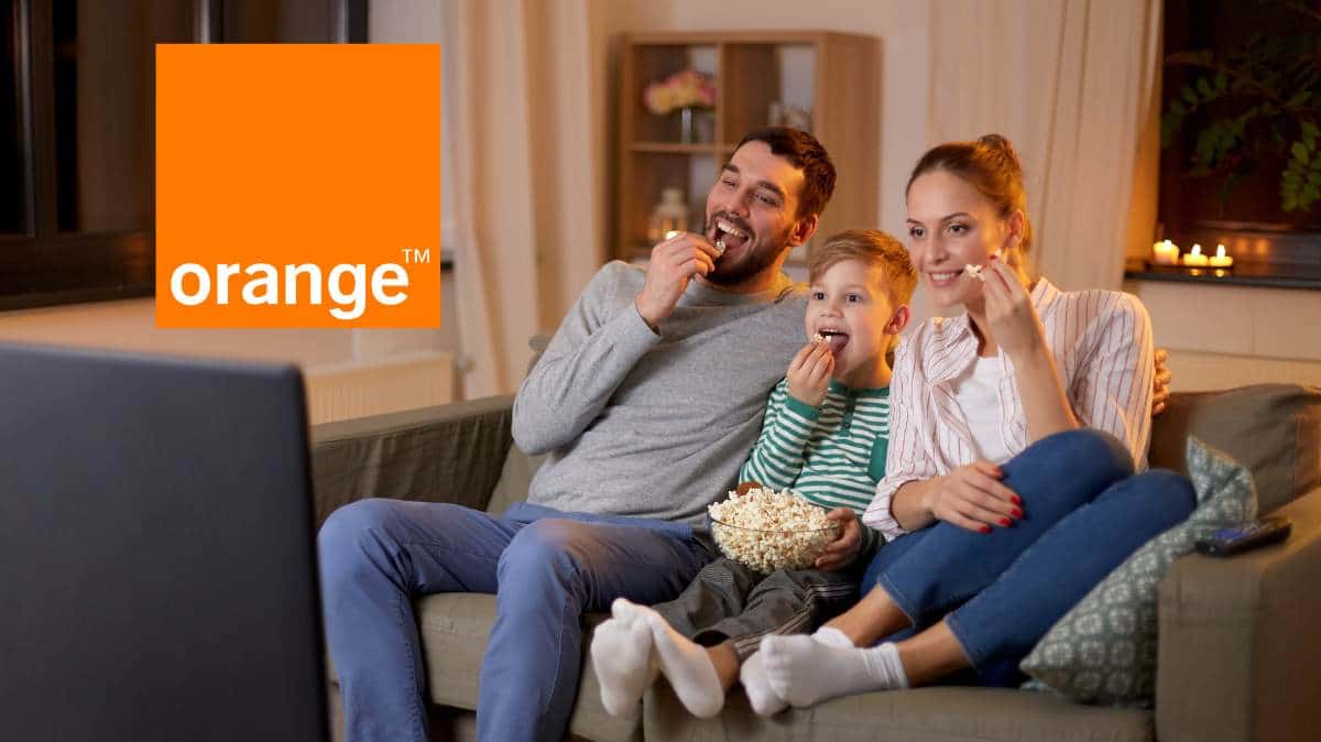 Découvrez la nouvelle offre d'Orange pour Noël : une série spéciale fibre avec Canal+ inclus pendant 6 mois !