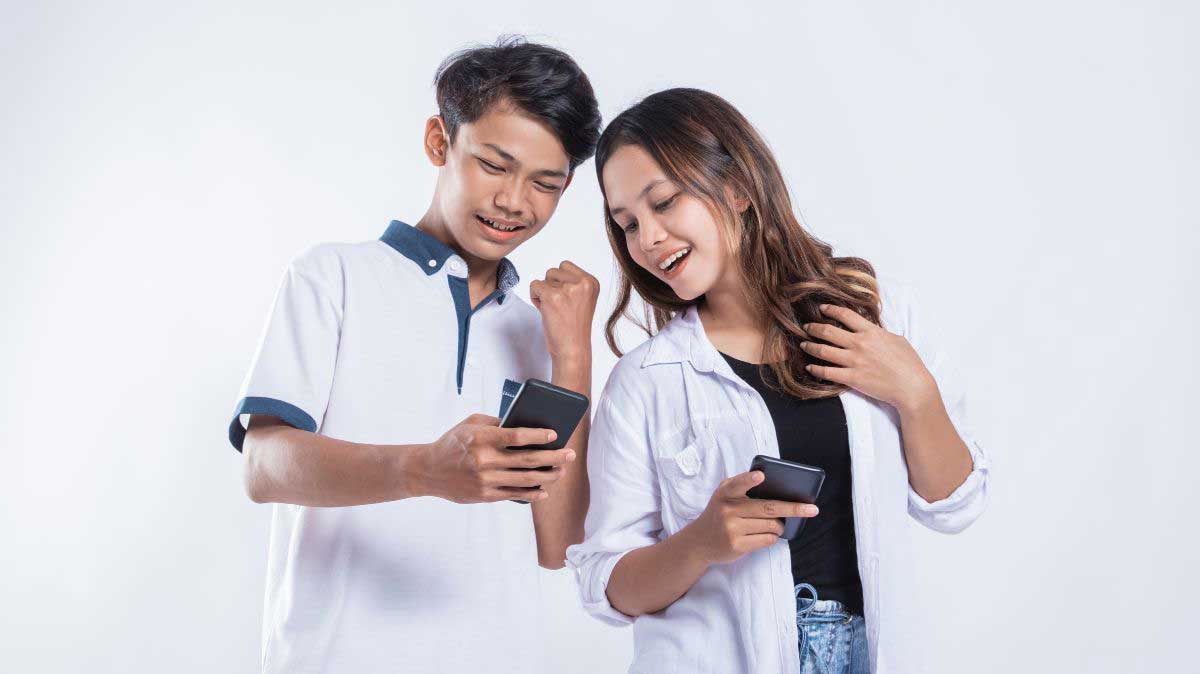 Découvrez les superbes offres mobiles B&You de Bouygues Telecom dont un maxi forfait mobile 200Go à prix canon !