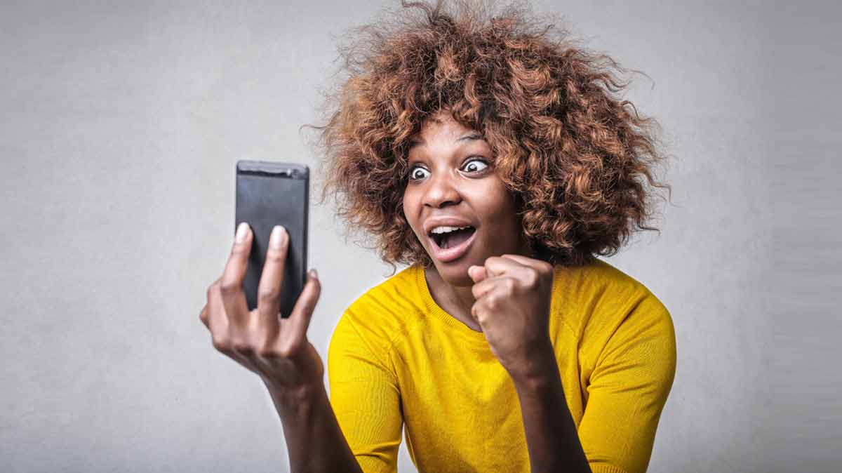 Démarrez l'été en beauté avec un forfait mobile illimité à 3.99€ par mois sans engagement et sans condition