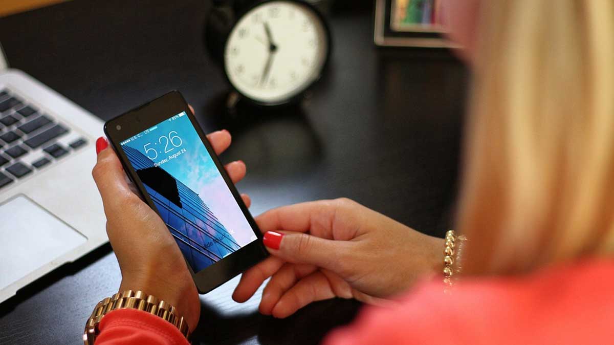 Dernières heures pour les 3 forfaits mobiles RED by SFR à prix d'or !