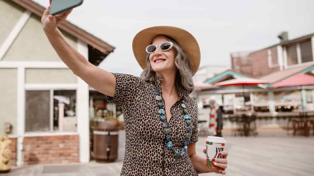 Duel de forfaits mobile 30 Go à 10€  : B&You vs RED by SFR