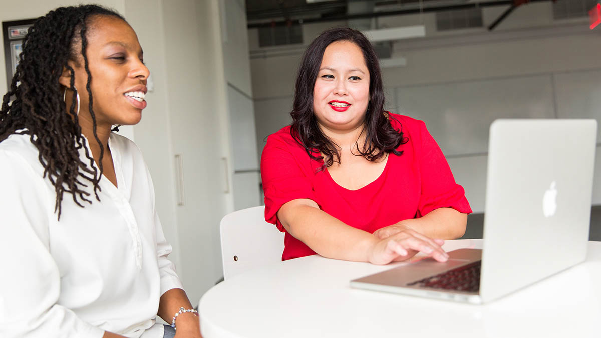 Duel des box internet sans engagement : RED by SFR vs Sosh