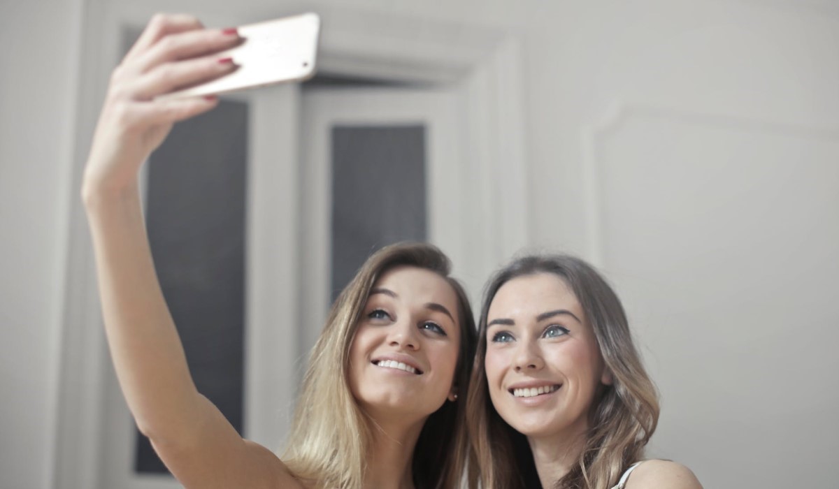 Forfait pas cher avec 60Go de 4G  : Free Mobile vs RED by SFR, quelle promo privilégier ?