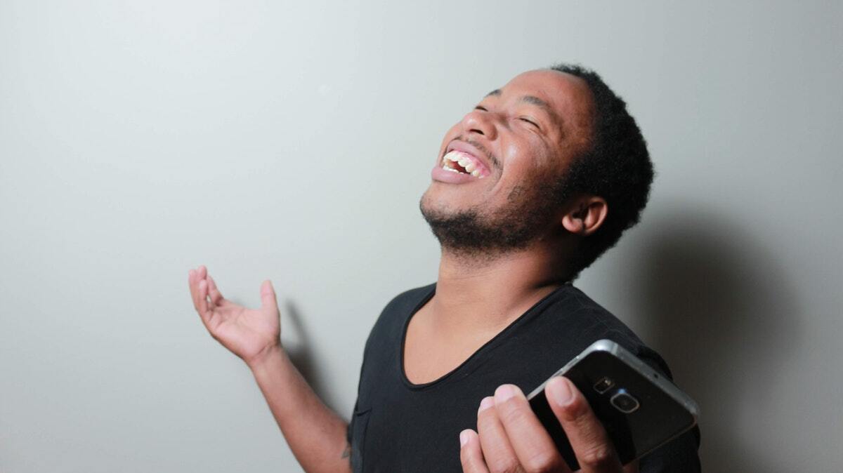 Forfaits mobiles sur le réseau Orange : top 3 des meilleurs bons plans à moins de 10€