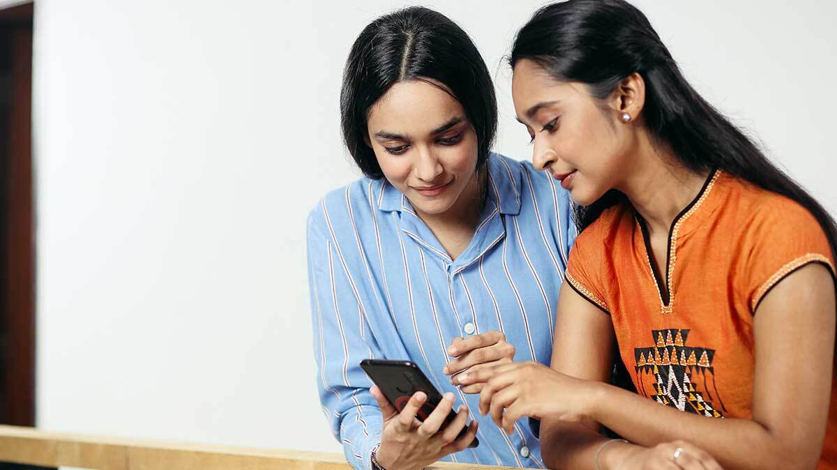 Les forfaits mobile à 5€ de la rentrée : B&You, Syma Mobile, YouPrice, RED by SFR et Cdiscount mobile