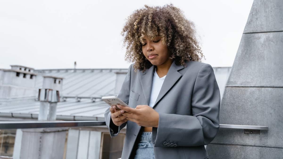 TOP 5 des forfaits mobiles 200Go avec B&You, Syma Mobile, Free Mobile, RED by SFR et Coriolis