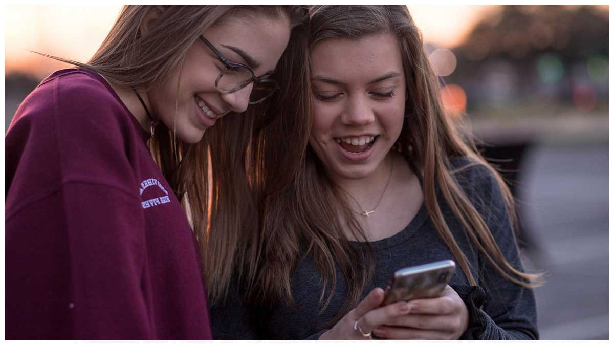 Offres choc : Forfaits illimités à moins de 5€ ! Découvrez les avantages de Free Mobile, RED by SFR, B&You, Auchan Telecom et YouPrice !