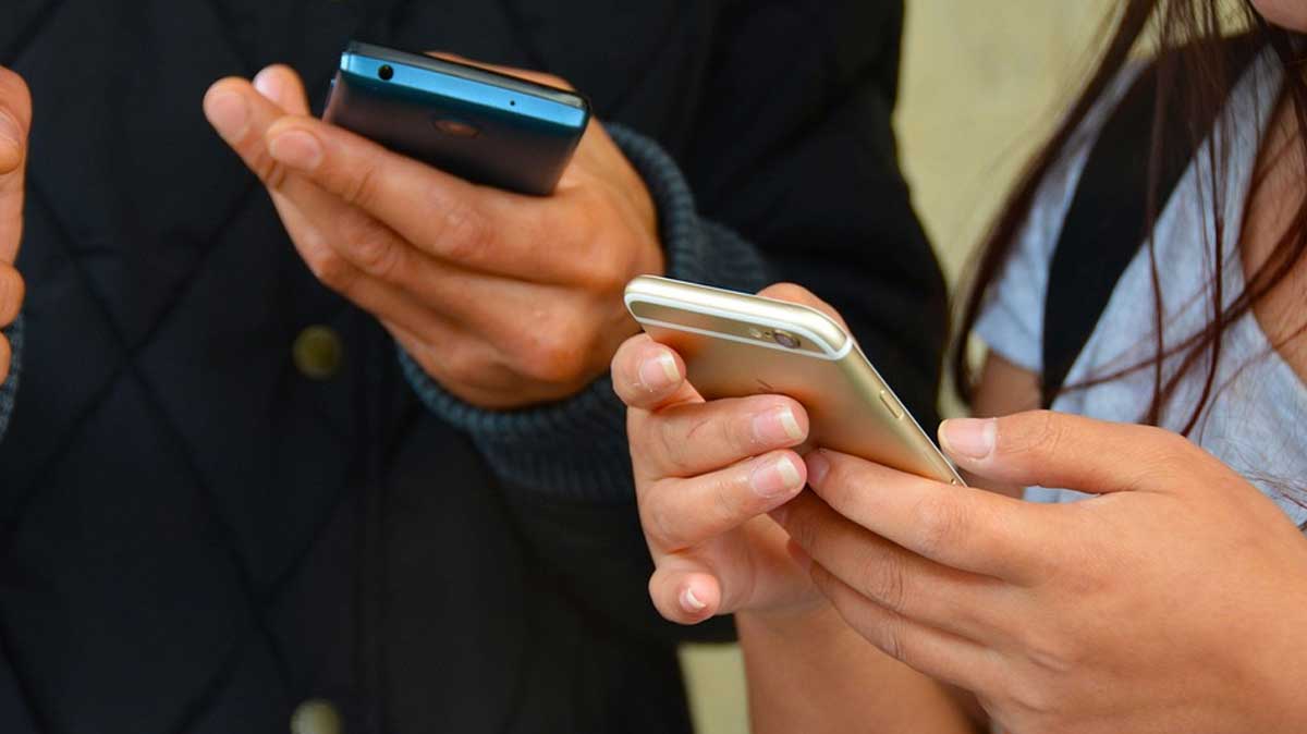 Free Mobile VS YouPrice : Duel entre 2 forfaits mobile sans engagement de 110 Go en promotion