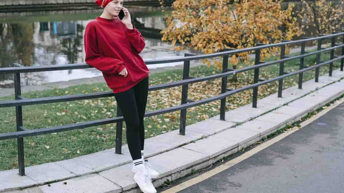 La Poste Mobile ou Sosh d'Orange : qui propose le meilleur forfait de téléphone 100 Go en promo ?