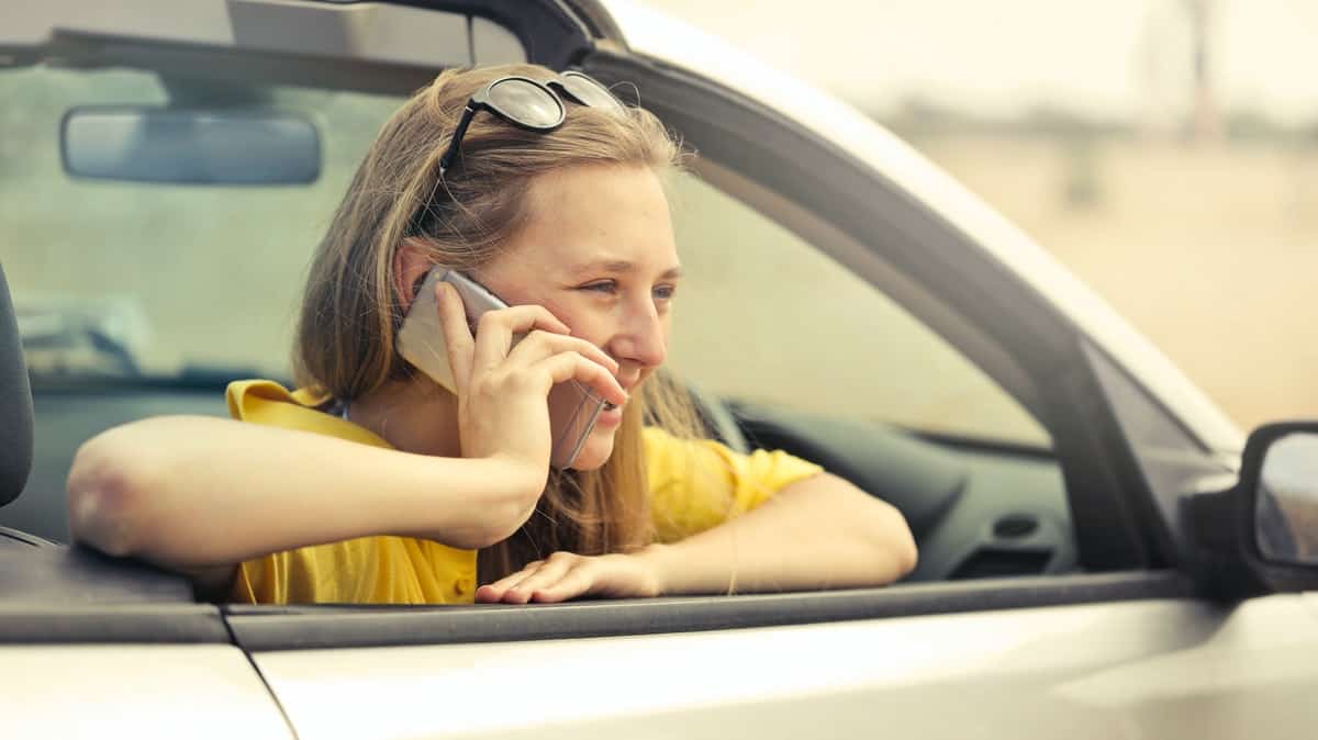 Le match des forfaits 40 Go à prix canon : Prixtel vs Syma Mobile