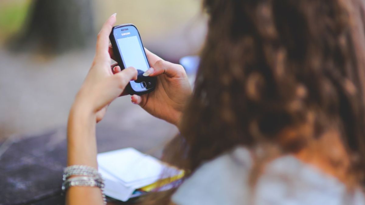 Les bons plans B&You de Bouygues Telecom : quatre forfaits mobile dès 4.99€ par mois et carte SIM à 1€!