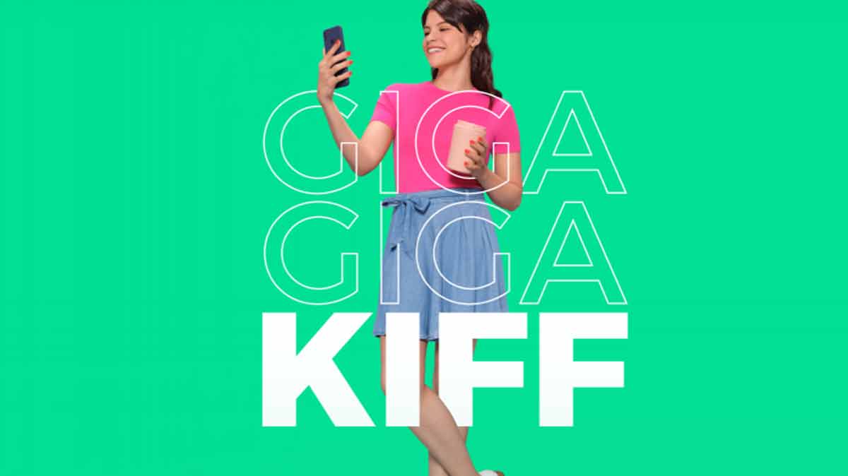 Profitez des forfaits mobiles 20 Go et 100 Go à prix mini chez RED by SFR !