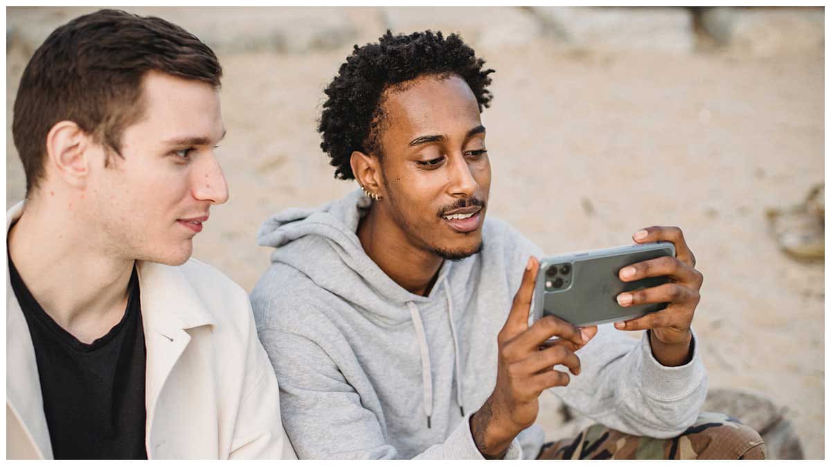 La sélection des meilleurs forfaits mobile de 5 à 130Go dès 4.99€ pour profiter du réseau Orange à petit prix