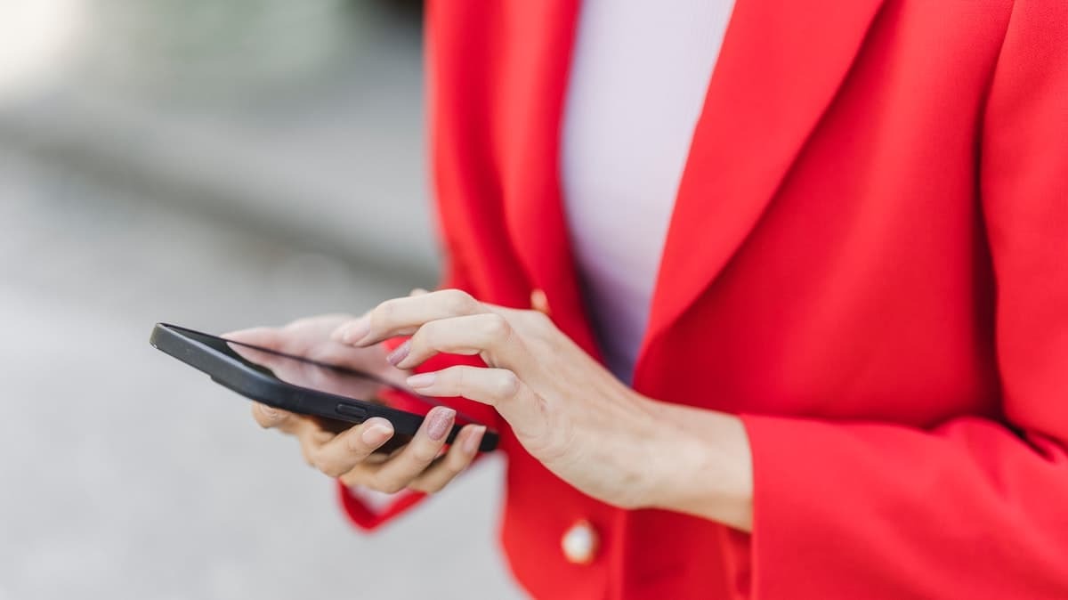 Passez à la vitesse 5G sans vous ruiner avec ces deux forfaits mobiles 140Go chez Orange ou Syma Mobile