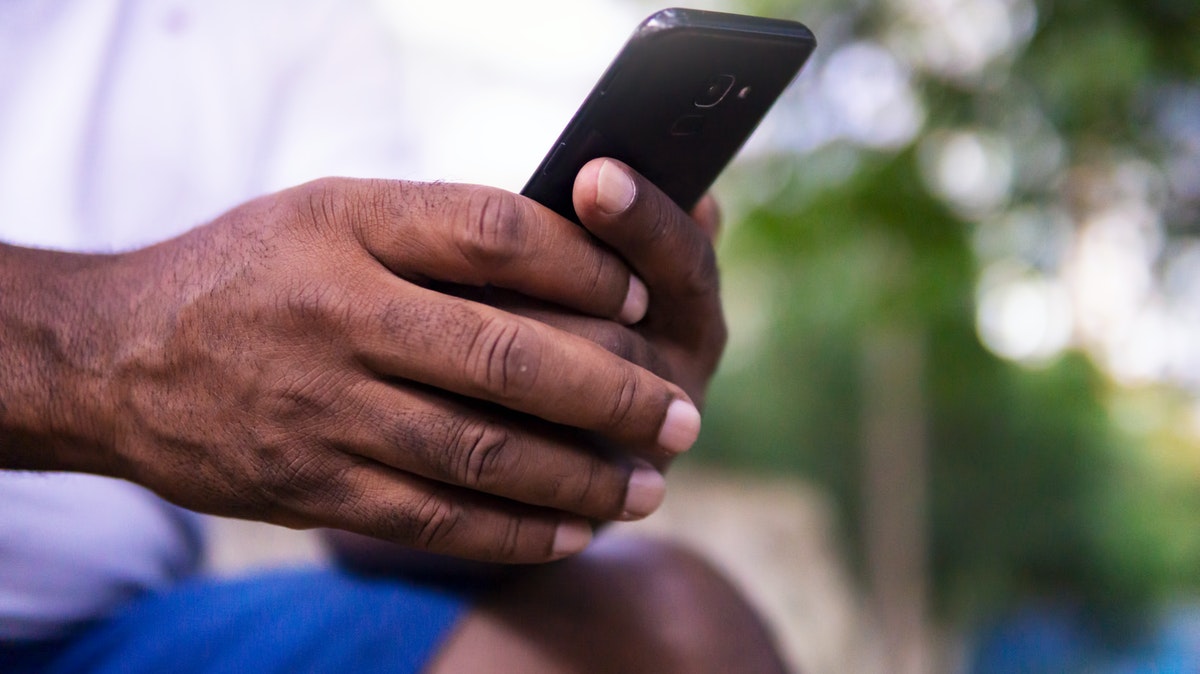 Forfaits à moins de 5€ : trois offres incroyables avec 10Go, 40Go ou 80Go de 4G