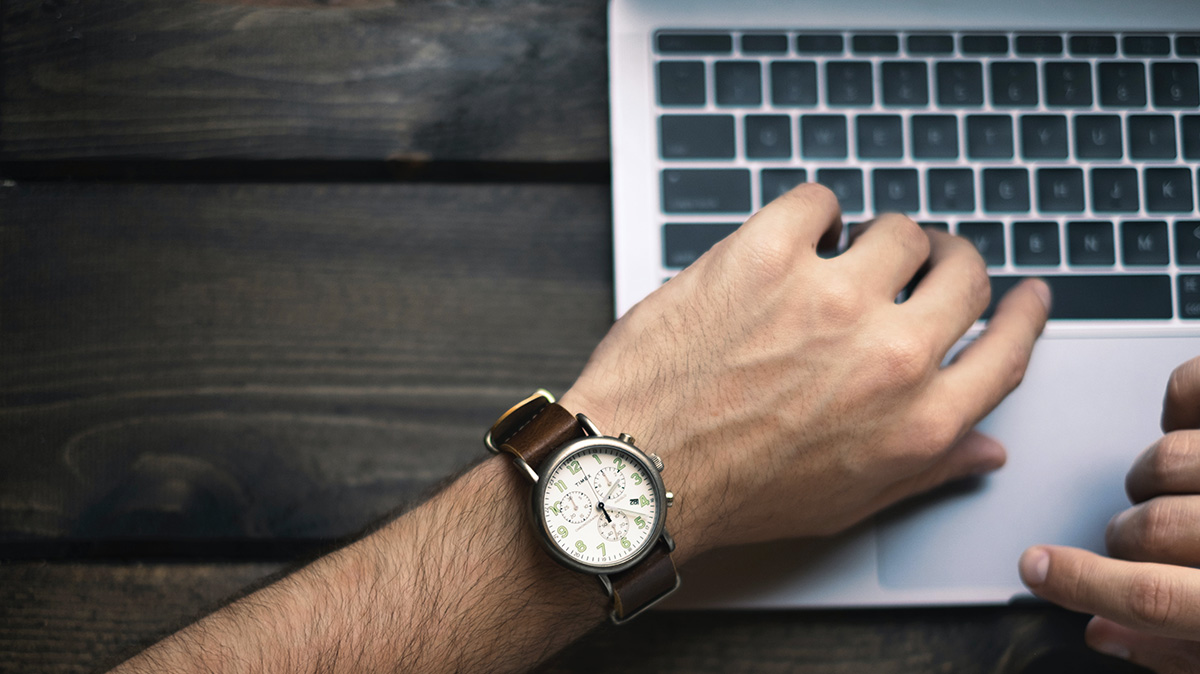 Qui propose le meilleur abonnement internet fibre : SOSH ou Bouygues Telecom ?