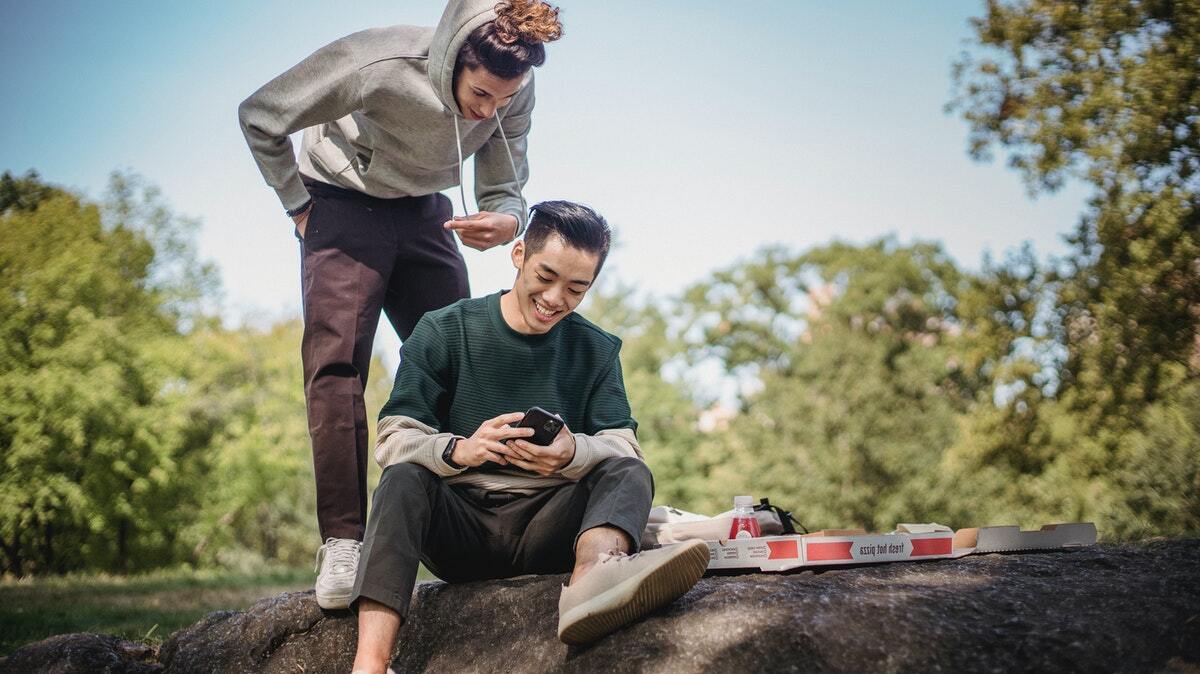 Où trouver le meilleur forfait mobile à 5 € de la semaine : Chez Prixtel, Cdiscount, B&You, Syma ou RED by SFR ?