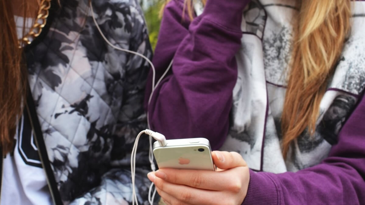 Retrouvez les bons plans forfaits mobile RED by SFR dès 5€ par mois à ne pas manquer !