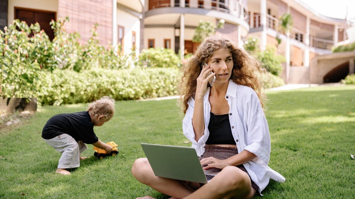 Forfait mobile : Les bons plans des opérateurs de réseaux SOSH by Orange, Free Mobile, RED by SFR et Bouygues Telecom