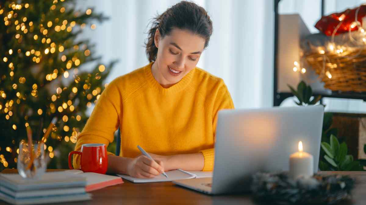 Sosh ou Red : quelle box internet sans engagement choisir pour avoir la fibre à petit prix ?