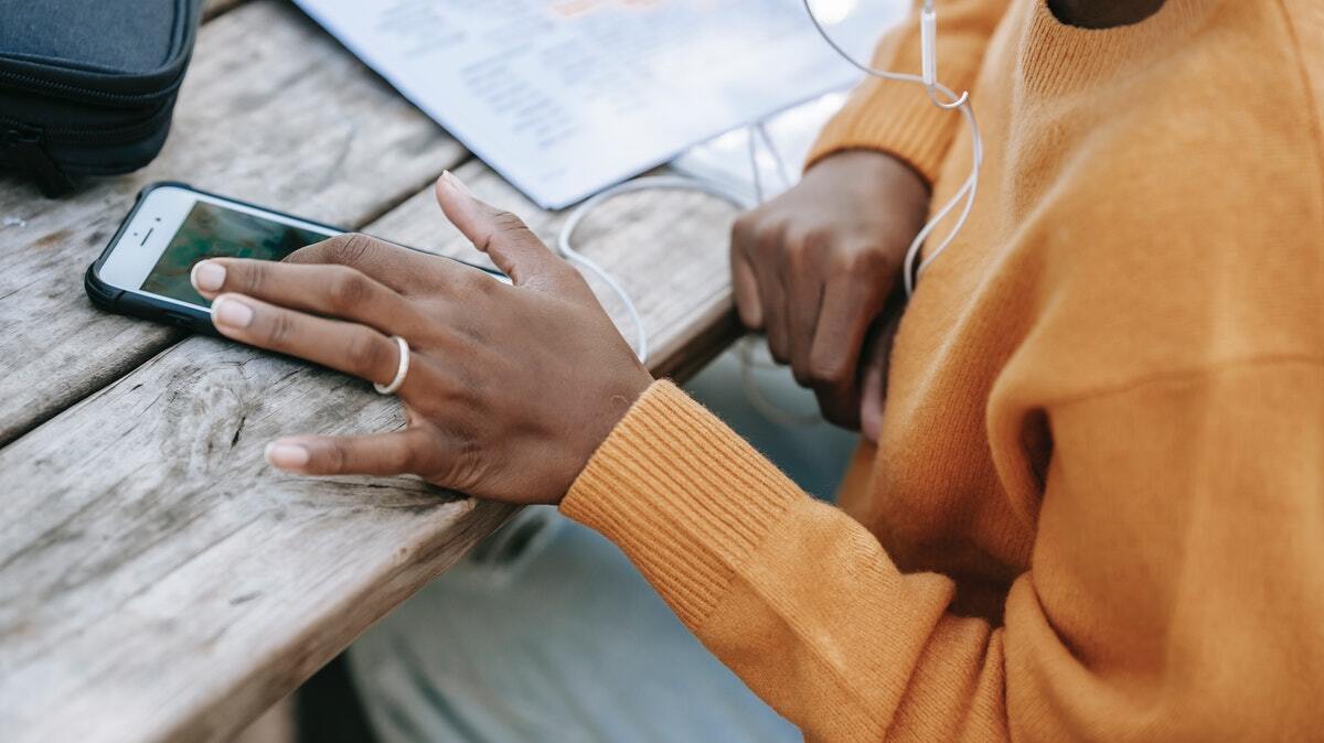 Le Top 5 des forfaits illimités avec 100Go en promo dès 8.99€ par mois !