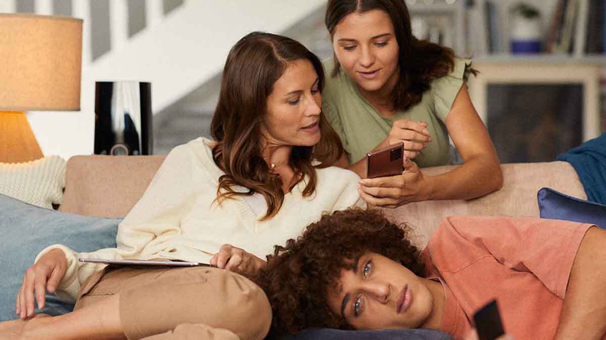 Quel maxi forfait mobile en promo et pas que la 1ère année choisir sur le réseau Bouygues Telecom, Orange ou SFR ?