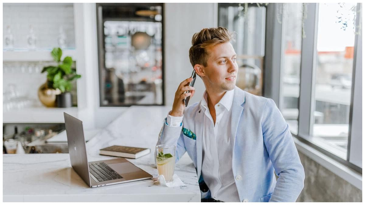 Soldes : voici deux bons plans pour vous procurer un forfait mobile 10 Go sans engagement à 4,99 € et pas seulement la première année