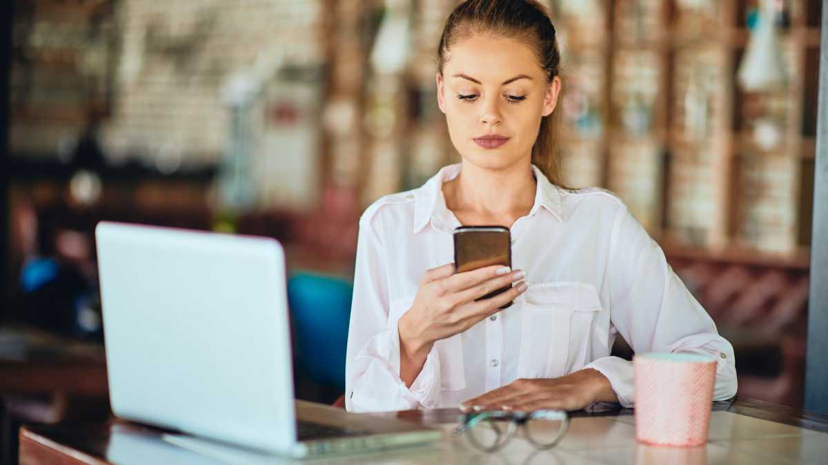 Top 3 des forfaits mobiles à tout petit prix sur le réseau Orange : Sosh, YouPrice et Lebara