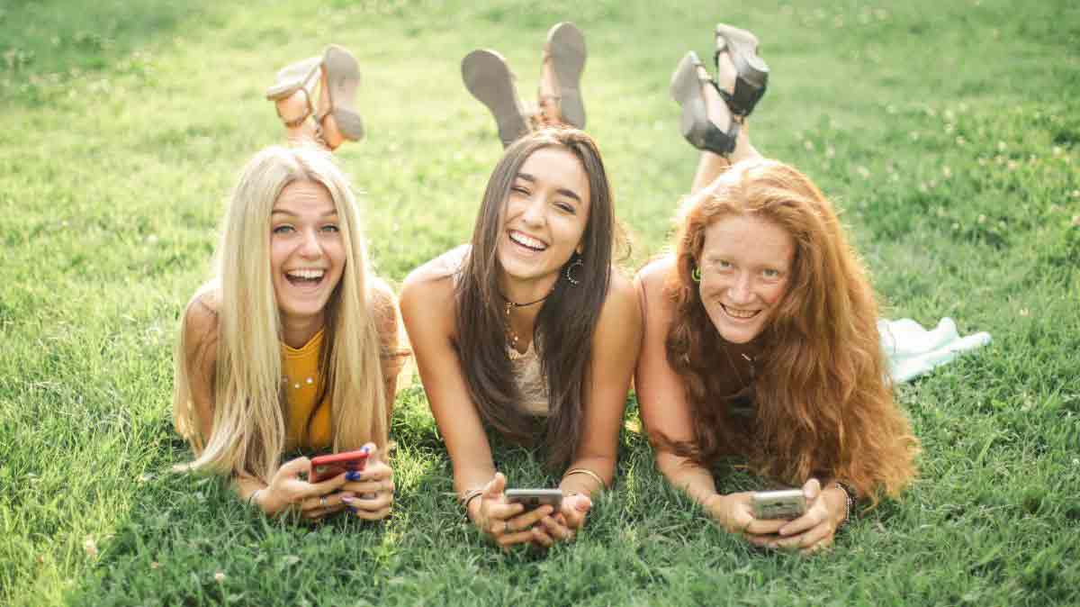 Forfaits à moins de 5€ : voici les trois meilleures promos avec 10Go sans engagement et sans condition de durée !