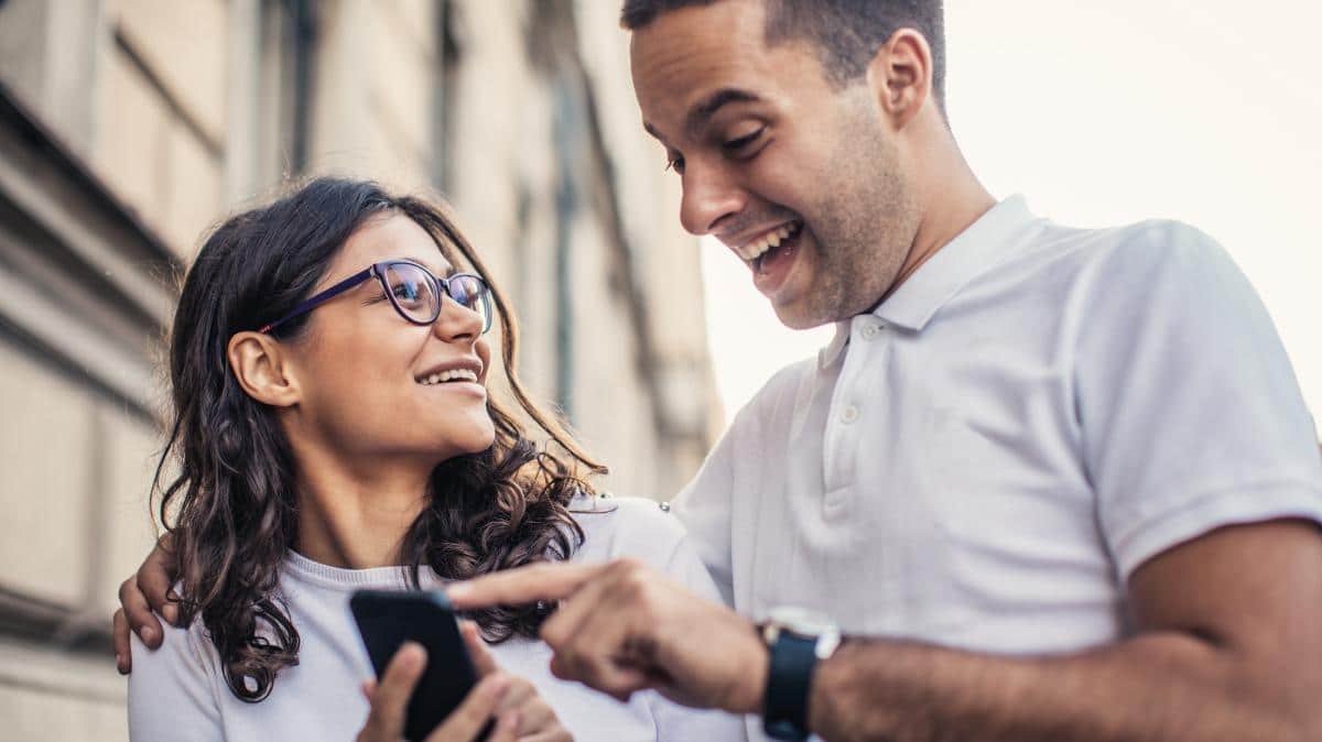 Un forfait mobile 40 Go à moins de 8 €/mois, c'est possible chez YouPrice, Réglo Mobile et Lebara Mobile !