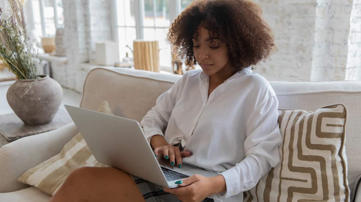 Un pack connecté combinant forfait mobile 5G + box fibre à prix canon :  Orange vs SFR, lequel choisir ?