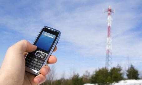 Réseau mobile dans les zones blanches : Orange et SFR sanctionnés par l'Arcep