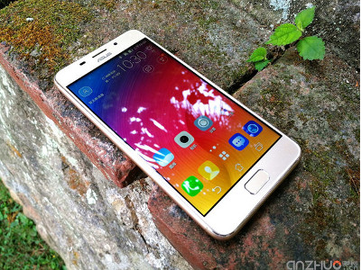 Après deux Smartphones dévoilés au CES 2017, Asus présente le Pegasus 3S