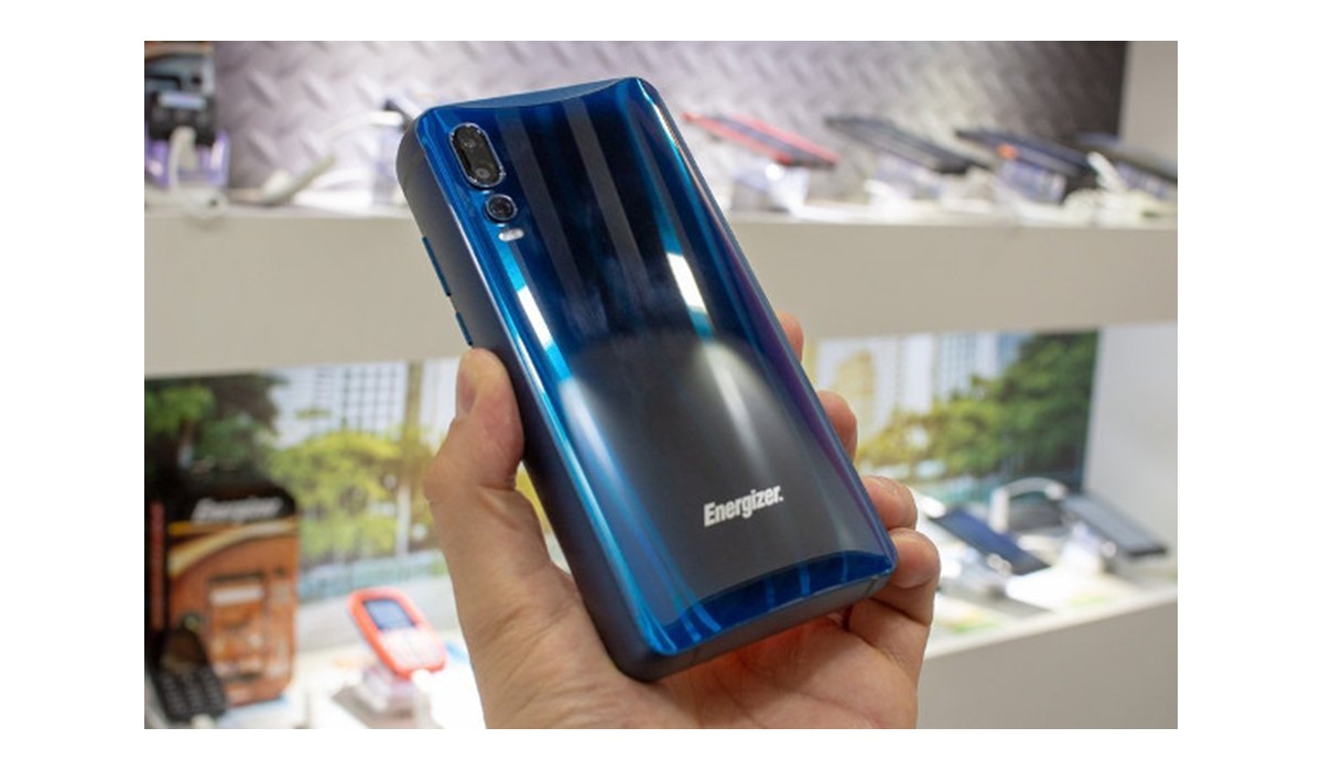 Power Max P18K Pop : le smartphone Energizer doté d'une batterie de 18 000 mAh