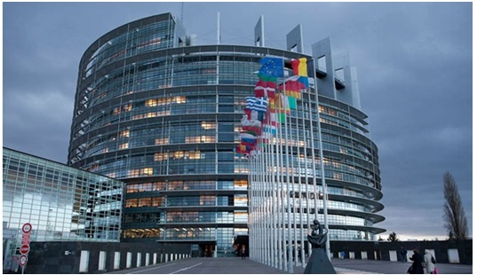 Fin des frais d'itinérance depuis l'union Européenne : la commission fixe des règles 