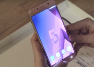 Le Samsung Galaxy A5 2017 baisse de prix 