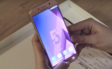 Bonne affaire : le Samsung Galaxy A5 2017 à moins de 300 euros chez Orange (dernières heures)