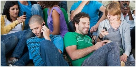 Les français sont-ils accros au mobile ? 