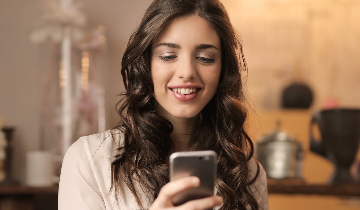 Nouvelle promotion chez La Poste Mobile : le forfait illimité sans engagement avec 10Go à 4.99 euros