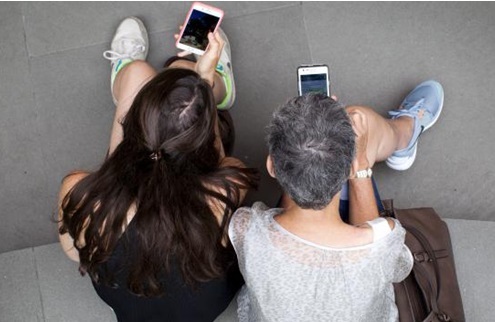 Vente privée RED By SFR ou promo NRJ Mobile : Quel forfait 5Go choisir ?