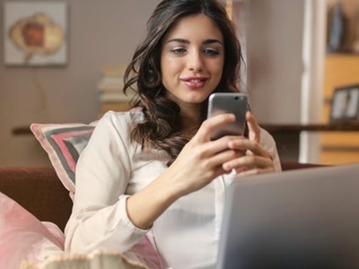 Promo La Poste Mobile : Le forfait 5Go à 4.99 euros par mois