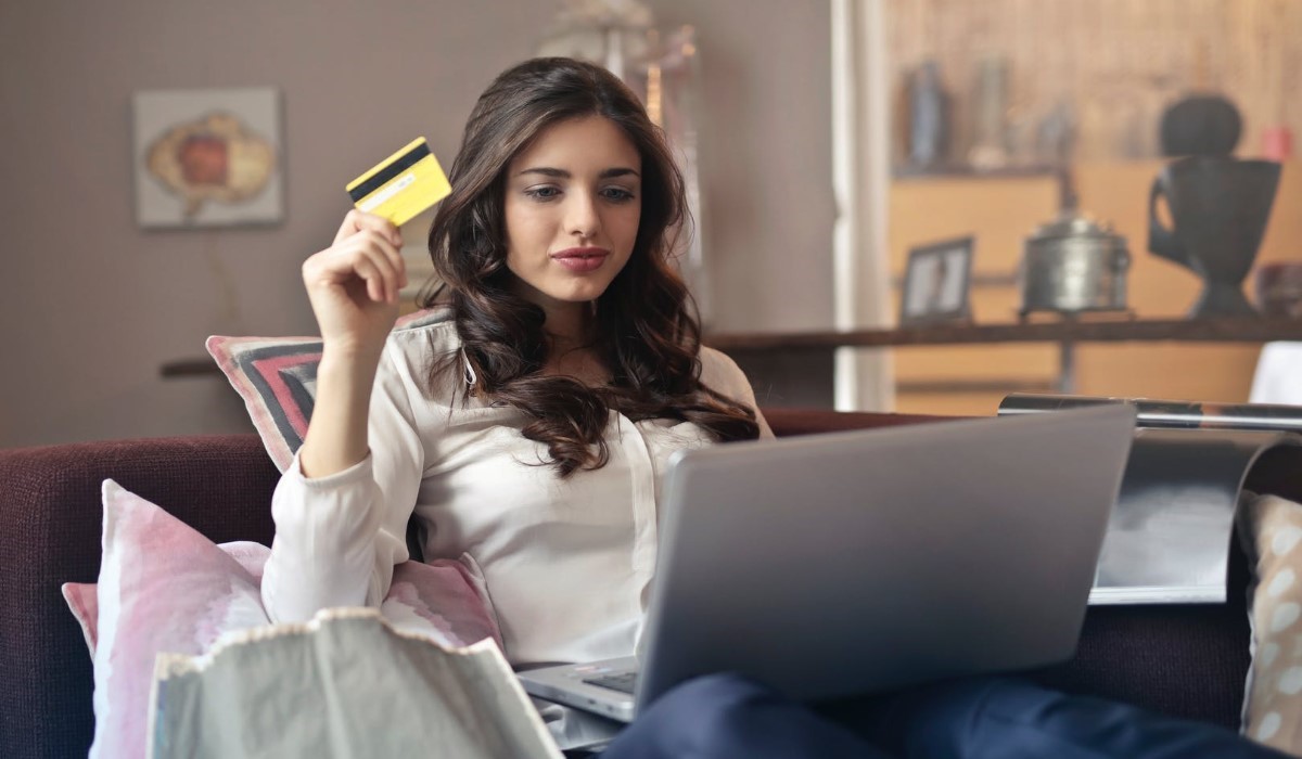 Derniers jours pour saisir les promos Free : BOX Internet dès 9.99 euros et le forfait Free 50Go à 8.99 euros