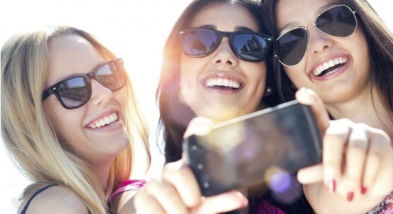 Quel forfait 100Go choisir... SFR, Free Mobile ou  RED BY SFR ?